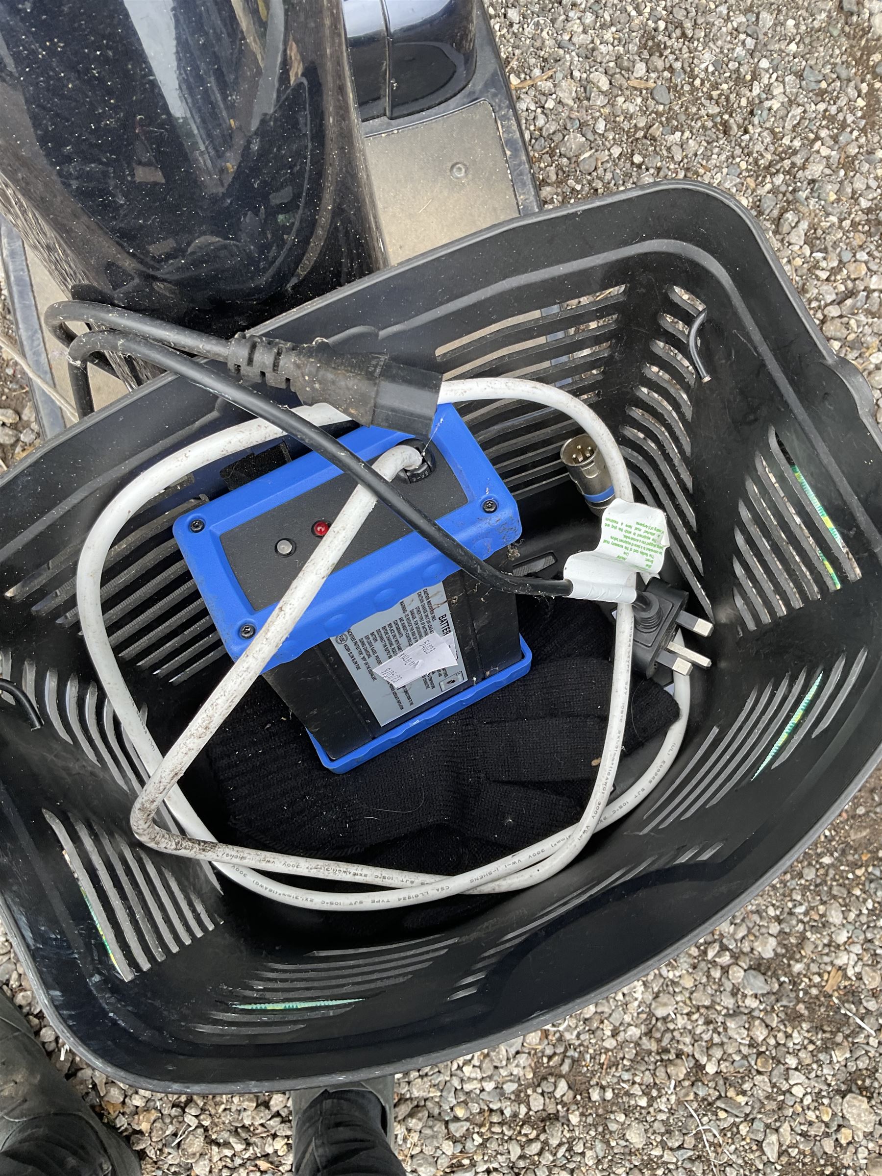 Invacare Leo Four wheel mobility scooter with charger and key  - THIS LOT IS TO BE COLLECTED BY APPOINTMENT FROM DUGGLEBY STORAGE, GREAT HILL, EASTFIELD, SCARBOROUGH, YO11 3TX