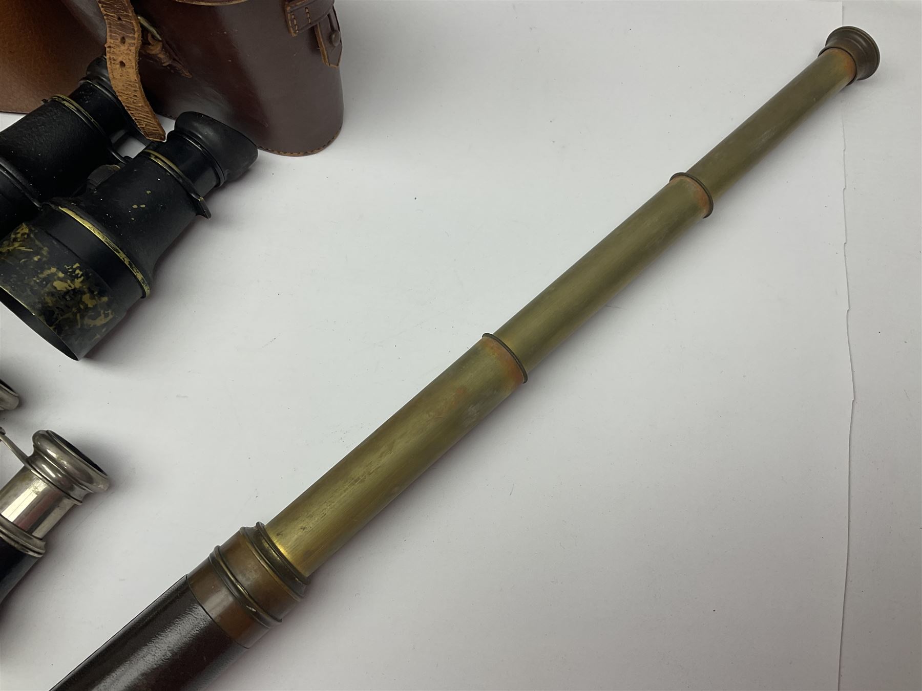 No2 folding autographic brownie, Exakta Varex IIb camera, brass three draw telescope, H.H. Son Ltd binoculars, Carl Zeiss Jena Jenoptem 7x50W binoculars etc