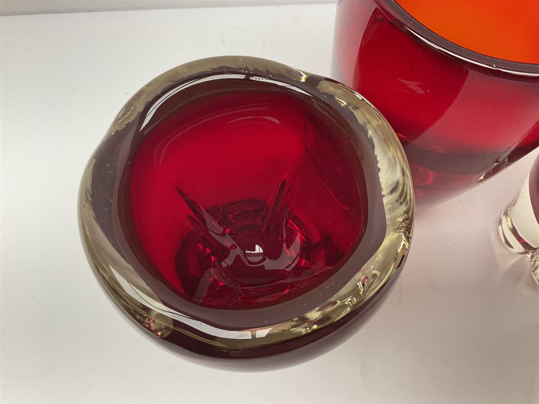 William Wilson for Whitefriars 'Molar' red glass vase | Glass | 93390