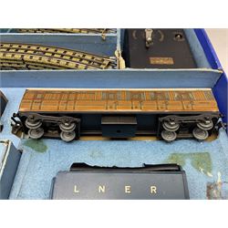 Hornby Dublo - 3-rail EDP1 electric train set with Class A4 4-6-2 locomotive 'Sir Nigel Gresley' No.7 and tender in LNER Blue, two teak effect passenger coaches; quantity of track and controller; in fitted box with locomotive cover and paperwork