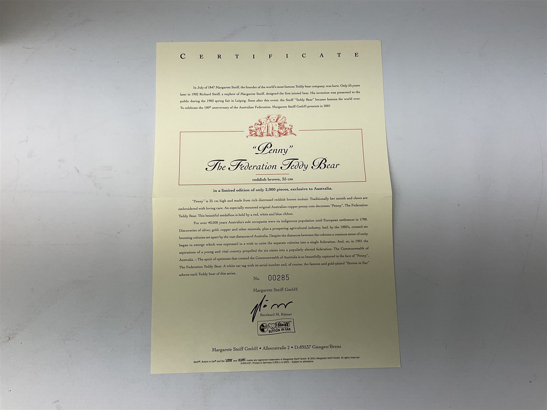 Steiff - limited edition Australian 'Penny' The Federation Teddy Bear' No.285/2000 EAN 675546; H35cm; boxed with certificate
