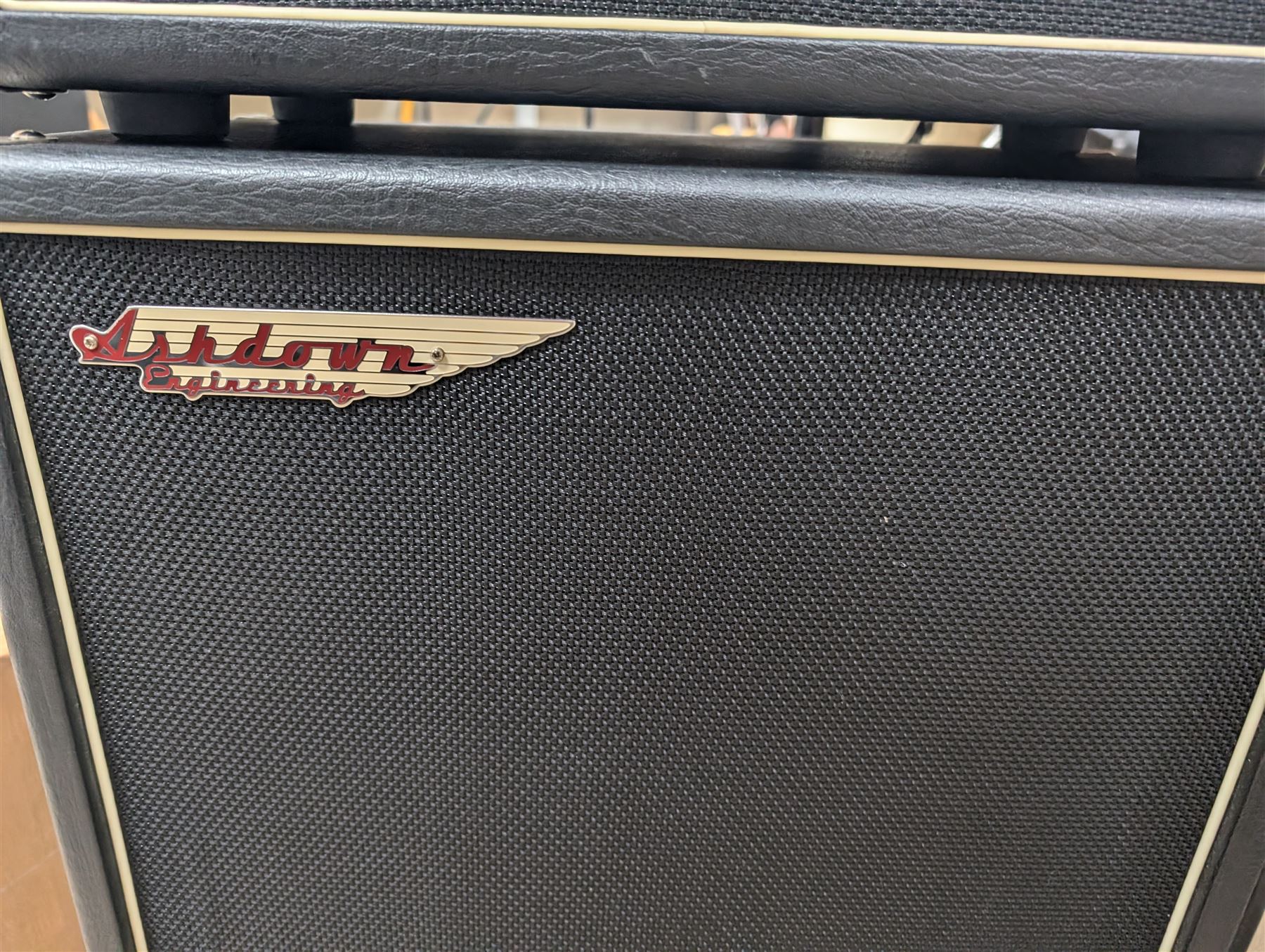 Ashdown Engineering Five Fifteen Mini Rig bass guitar amplifier head, serial no. 2011116351, with speaker cabinet, head H20cm, W44cm, cab H60cm, W44cm