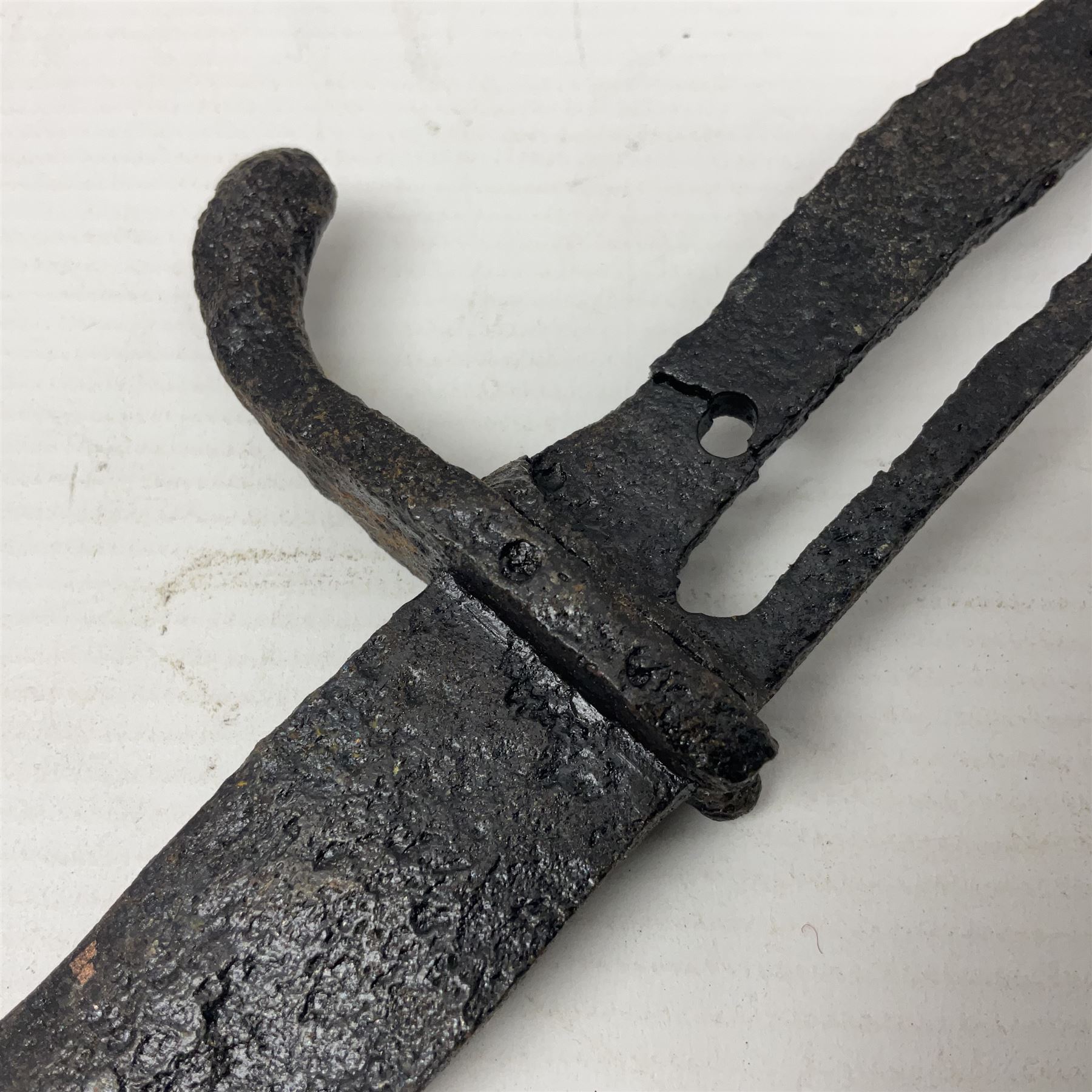 WWI Prussian S98 bayonet with 52cm fullered steel blade dated 1906 to pipeback and marked Solingen to ricasso, regimentally stamped to cross guard 56.R.11.2. for 56 Infanterie Regiment, 11 Kompanie, Waffe 2, L65cm overall; and another in battlefield relic condition (2)