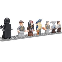 Lego Pirates of the Caribbean Black Pearl minifigure set no. 4184, comprising Black Pearl figurehead, Bootstrap Bill, Captain Jack Sparrow, Davy Jones, Joshamee Gibbs, Maccus and Will Turner