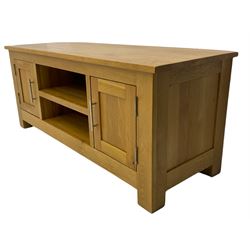 Light oak television stand, fitted with open shelves and two cupboards