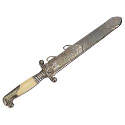 German Third Reich Officers dress hewer, the 26cm blade marked 'Urbeit adelt', the crossguard with RAD badge, ivorine grip and eagle head pommel, in engraved metal scabbard, overall L40cm