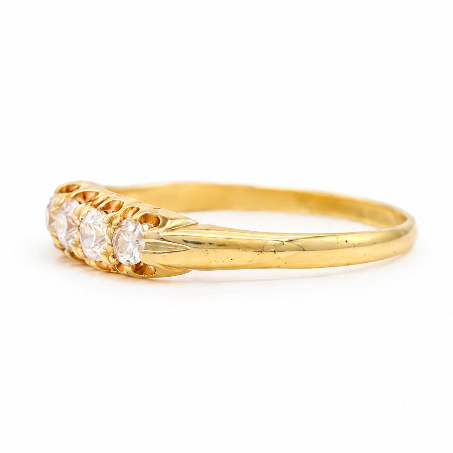 Early 20th century 18ct gold diamond ring, set with five old cut diamonds, total diamond weight approx 0.35 carat