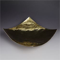 Modern silver bowl, of square concave form, with gilt interior and gilt spiral decoration to underside, with planished decoration throughout, upon four column feet, hallmarked Jonathan Braganza, London 2013, H5cm, W18cm