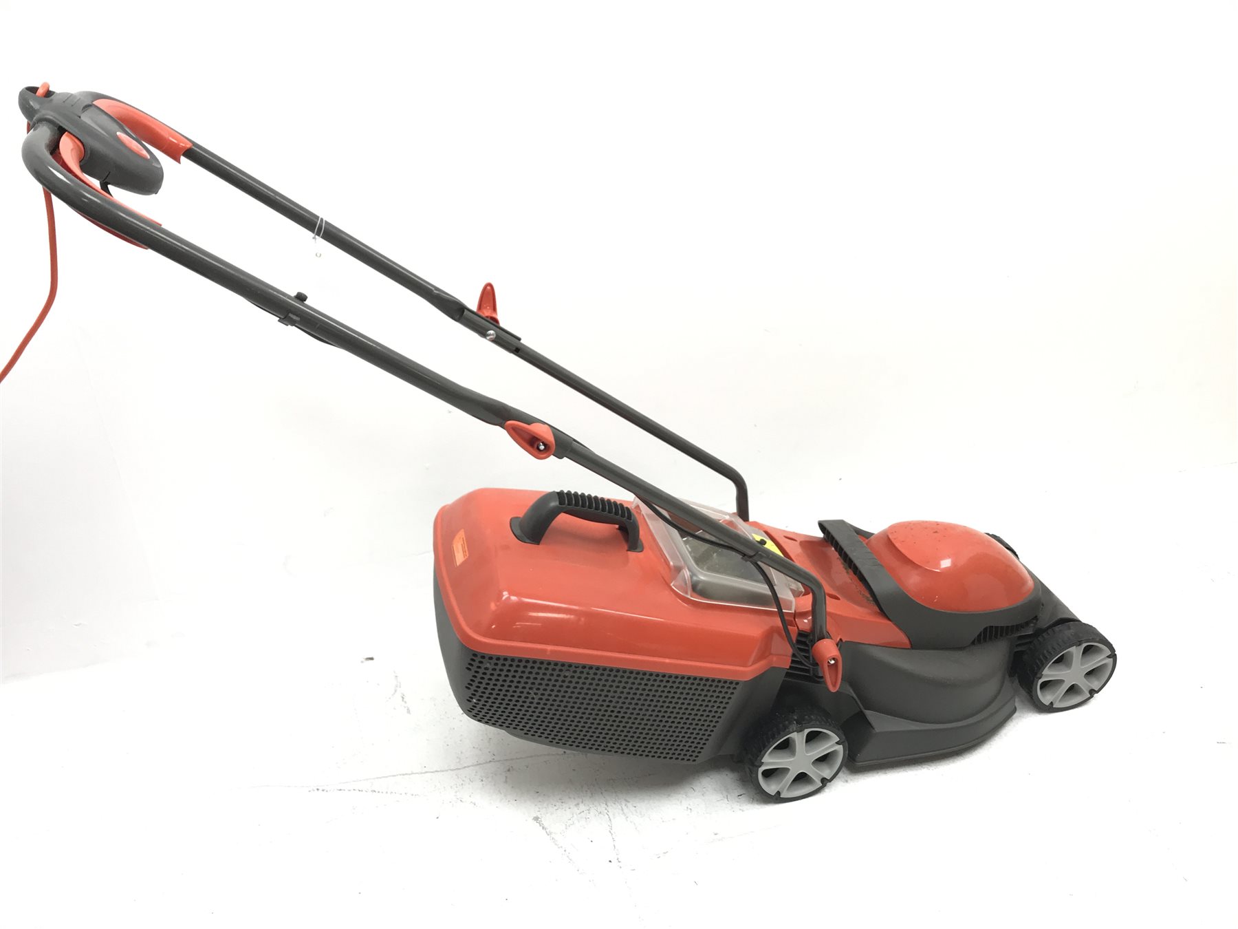 Flymo Chevron 32VC electric lawnmower