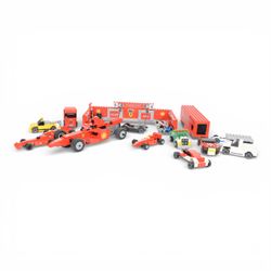 Lego Racers set Ferrari F1 Pit no. 8155, further racing related Lego pieces, all partially...
