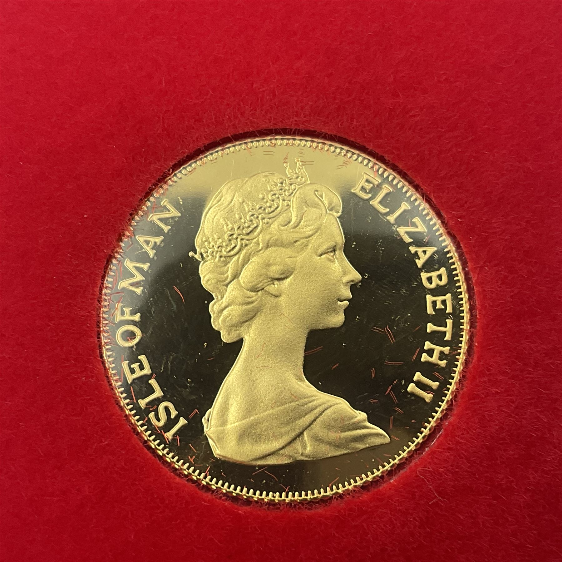 Queen Elizabeth II Isle of Man 1979 gold proof full sovereign coin, in holder with certificate