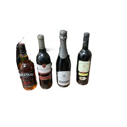 Collection of wines and spirits, including Dimple 12 year old whisky, Famous Grouse whisky, Baileys, Mcguigan sparkling Chardonnay etc, various contents and proof in three boxes  