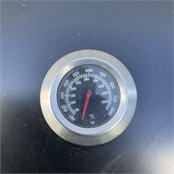 Jumbuck Nimbus, 2 burner Gas BBQ - THIS LOT IS TO BE COLLECTED BY APPOINTMENT FROM DUGGLEBY STORAGE, GREAT HILL, EASTFIELD, SCARBOROUGH, YO11 3TX