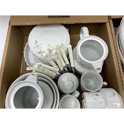 Large quantity of Porcelana Real Brasil White Blossom pattern tea and dinner wares, to include dinner plates, tea cups and saucers, salt and pepper pots, tureens, pie dishes coffee pots, place mats, spoons and glasses, etc, in five boxes 