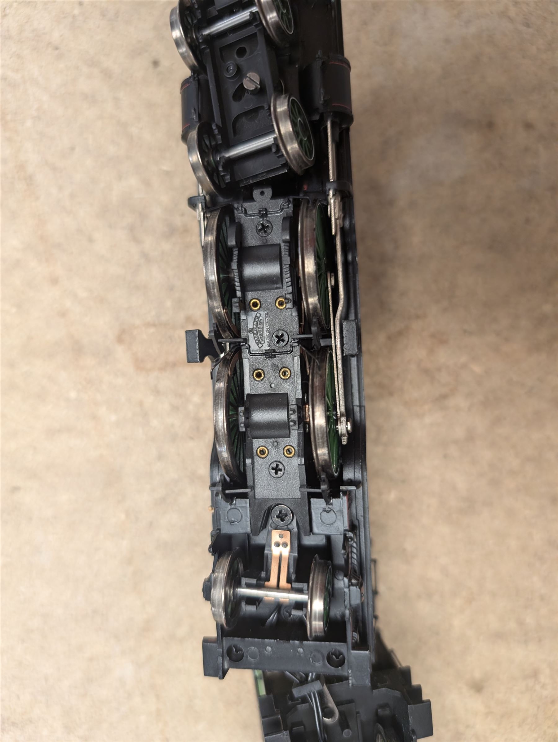 Bachmann '00' gauge 31765NRM National Railway Museum Edition GNR Class C1 Atlantic no. 3251 in LNER green livery, boxed