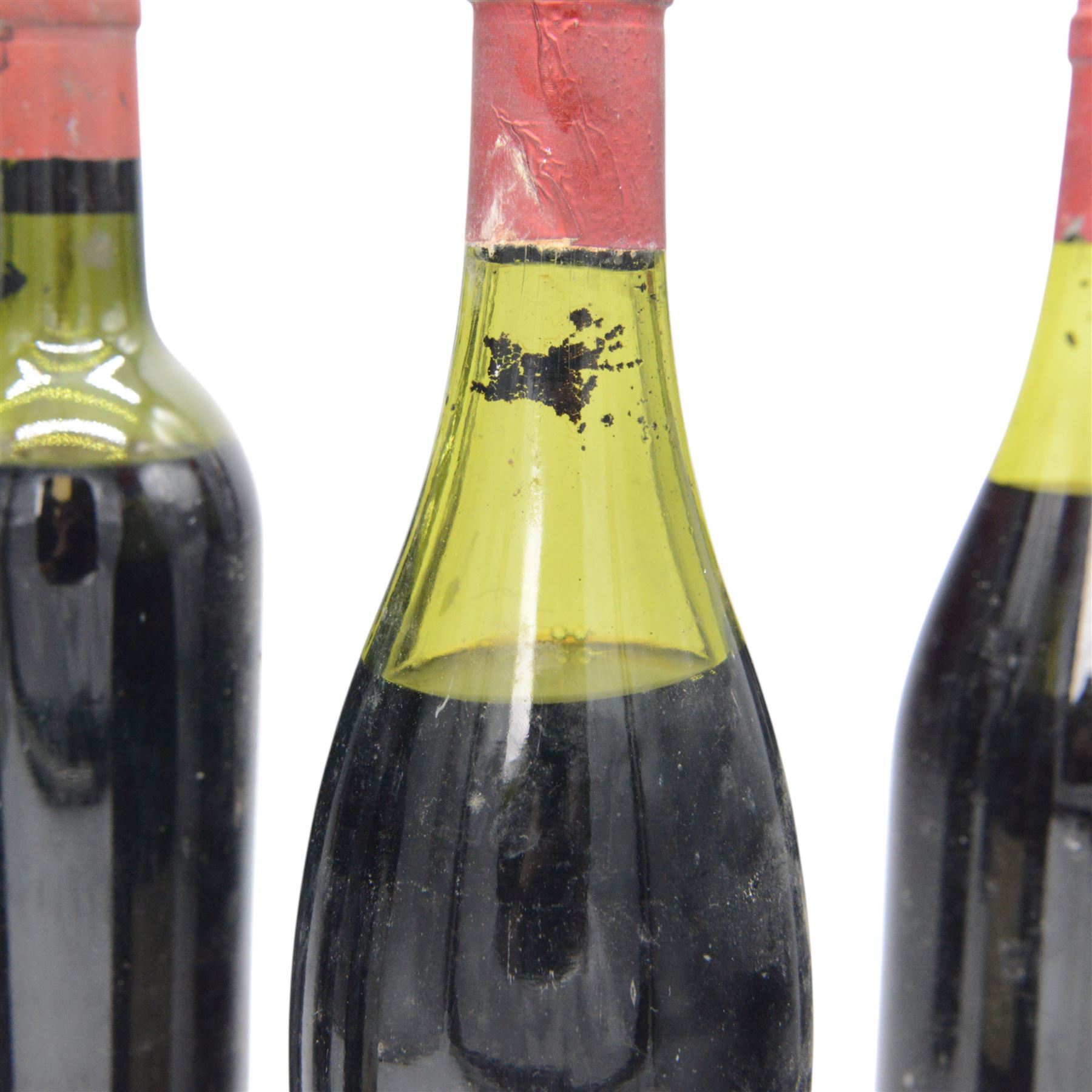 Mix red wine; Grand Vin de Chateau Latour 1953 Premier Grand Cru Classe, Pauillac, Chateau Lafite Rothschild 1953 Premier Cru Classe, Pauillac, Quimta Do Vesuvio 1991 vintage port and two other bottles of red wine, various contents and proof 