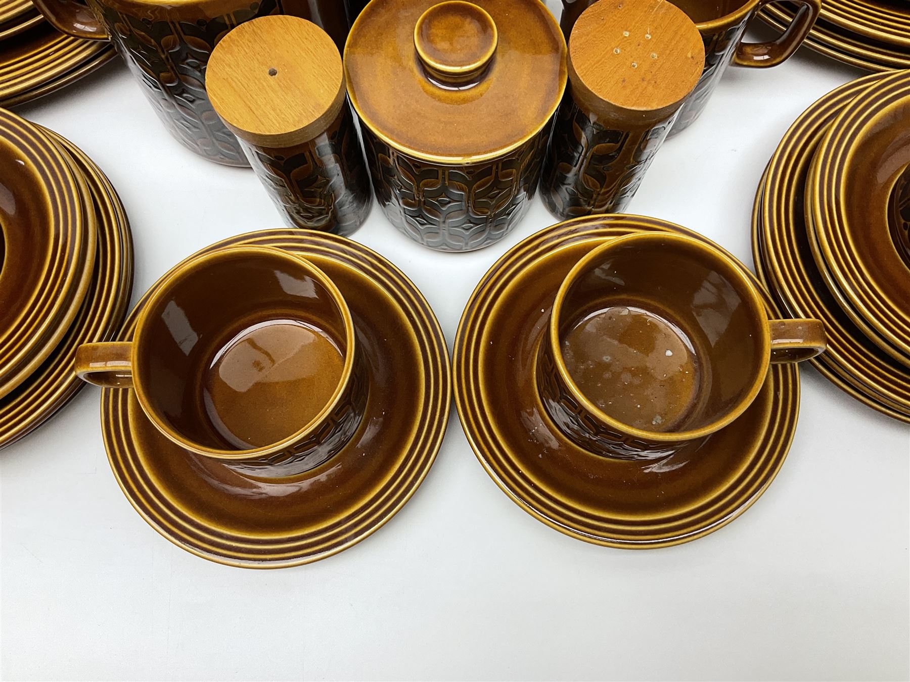 Hornsea Heirloom pattern coffee service for six, comprising of coffee pot, covered sucrier, milk jug, hot water jug, dessert plates, side plates, dinner plates, jug, salt and pepper shakers and serving platter 