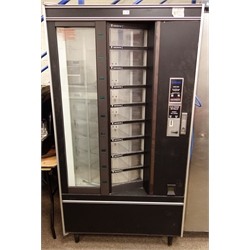  Electric Retailer refrigerated sandwich vending machine, W96cm, H183cm, D83cm  