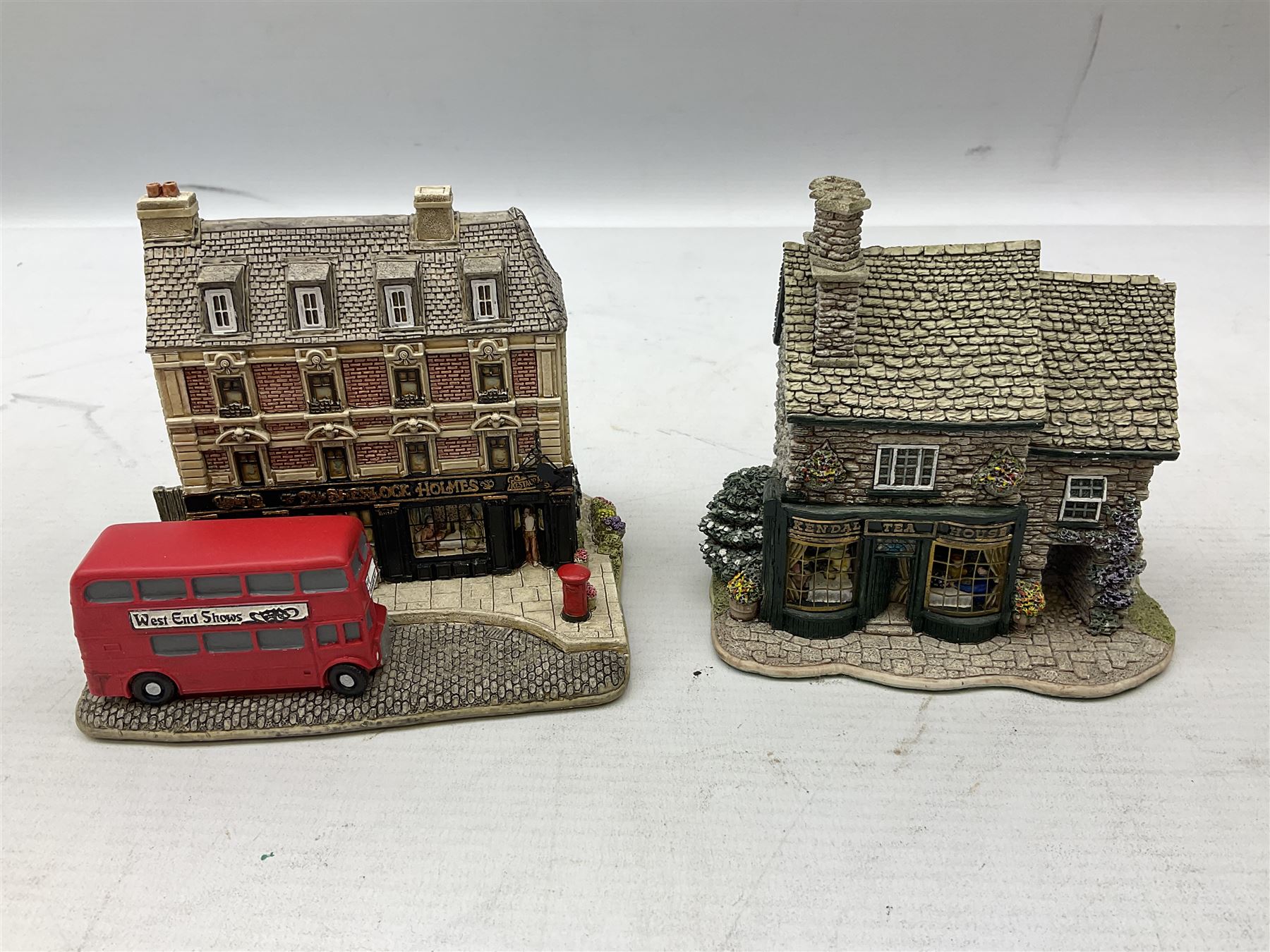 Fourteen Lilliput Lane cottages to include 'Diamond Cottage', 'Kendal Tea House', Visitor's Centre Special 'It's For You' signed to base, The British Collection 'The Sherlock Holmes' etc, all boxed with deeds