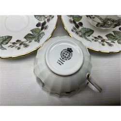 Royal Worcester Lavinia pattern dinner and tea wares comprising coffee pot, coffee cans, gravy boat, teacups, dinner plates, side plates, soup bowls, tureens etc