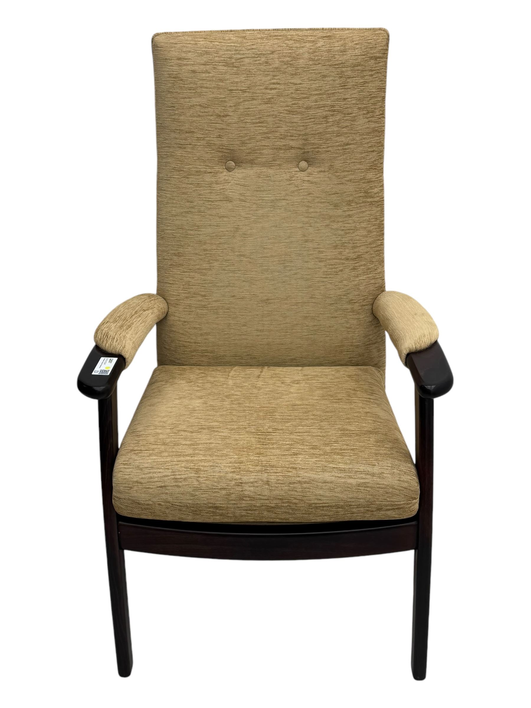 Cintique - late 20th century hardwood-framed easy chair 