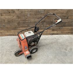 Billy Goat Quiet Blow Blower with Honda 8.0 GX240 engine 