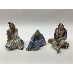 Tot measure in the form of a thimble inscribed 'Just a thimble full', three Chinese mud men ceramic figures and a cloisonné lidded vase (5)