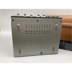 Uher 4200 Report Monitor professional tape recorder, complete with instructions and leather carry case