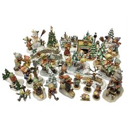 Large collection of Christmas themed Hum