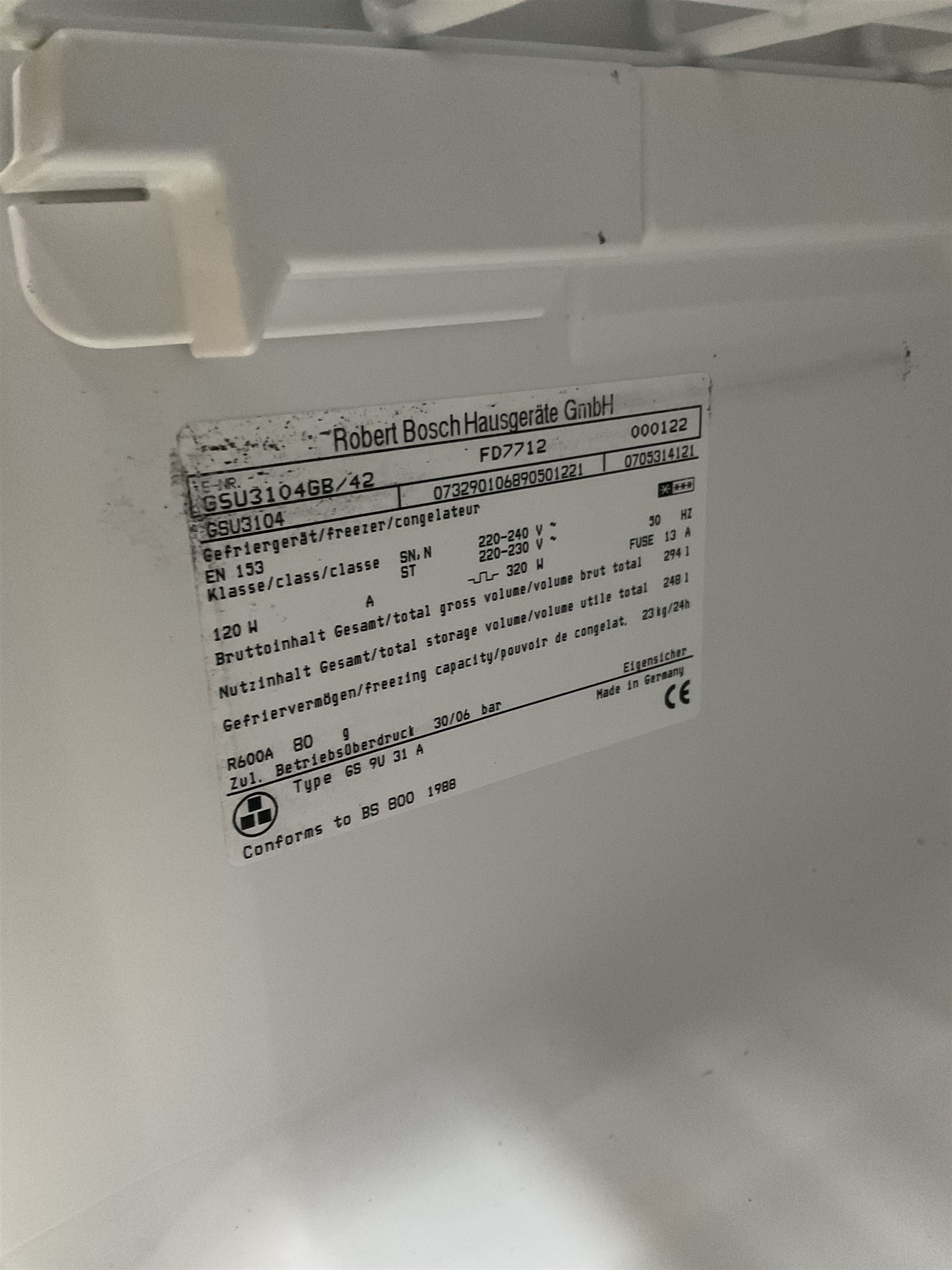 Bosch GSU tall six compartment freezer  - THIS LOT IS TO BE COLLECTED BY APPOINTMENT FROM DUGGLEBY STORAGE, GREAT HILL, EASTFIELD, SCARBOROUGH, YO11 3TX