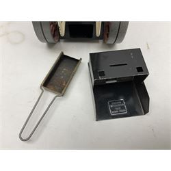 Mamod TE1A steam tractor with burner, unboxed