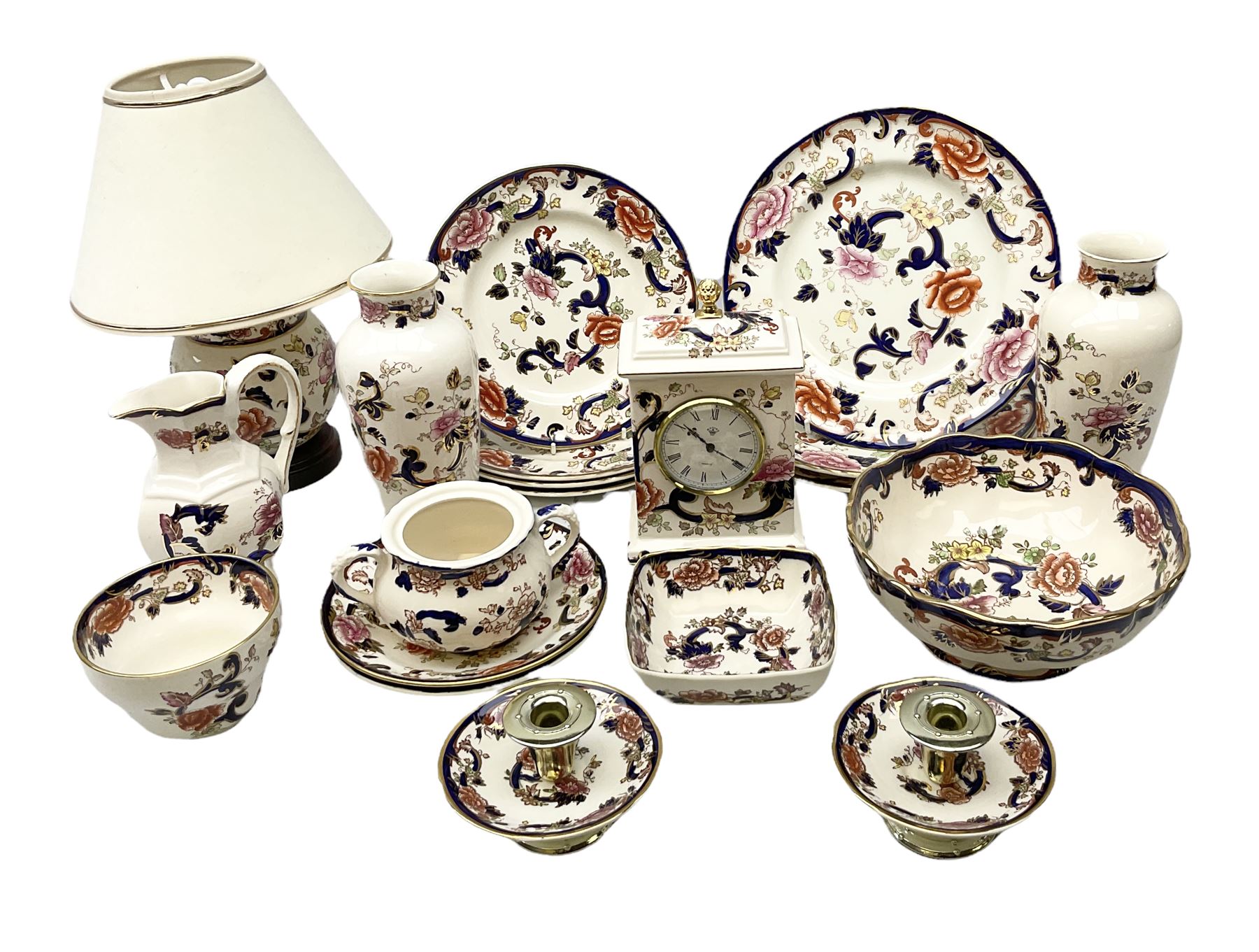 Masons Ironstone Mandalay pattern wares, to include table lamp, pair of candlesticks, clock, pair of vases, footed dish, dinner plates etc (18)