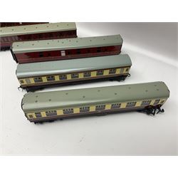 Hornby Dublo - ten passenger coaches including BR Mk.I Suburban Stock, BR Mk.I Passenger Coaches and All Brake and Stanier Stock; all unboxed (10)