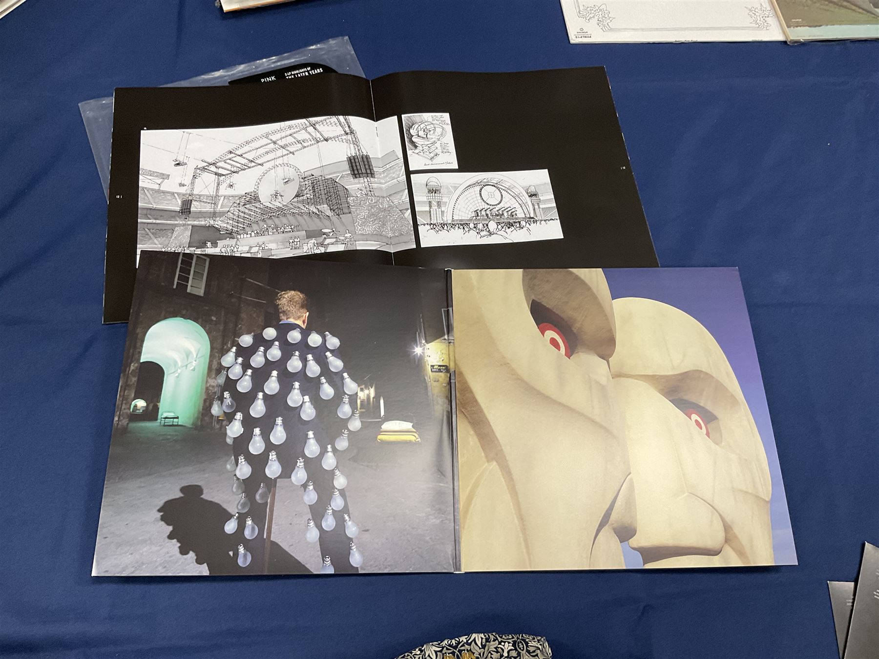 Pink Floyd vinyl LPs including 'Delicate Sound of Thunder', 'Relics', 'A Momentary Lapse of Reason', 'The Wall', 'Wish You Were Here' etc (20)