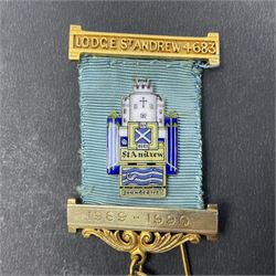 9ct gold Masonic Past Masters jewel, presented to 'W Bro Keith Leonard Hoggard by the bretheren of the Lodge St Andrew as a mark of esteem for valuable services rendered as worshipful master 1989-1990', hallmarked, together with a 9ct gold Masonic stick pin and stud