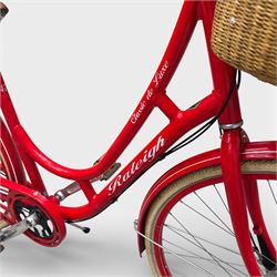 Raleigh classic de luxe bike, 2005