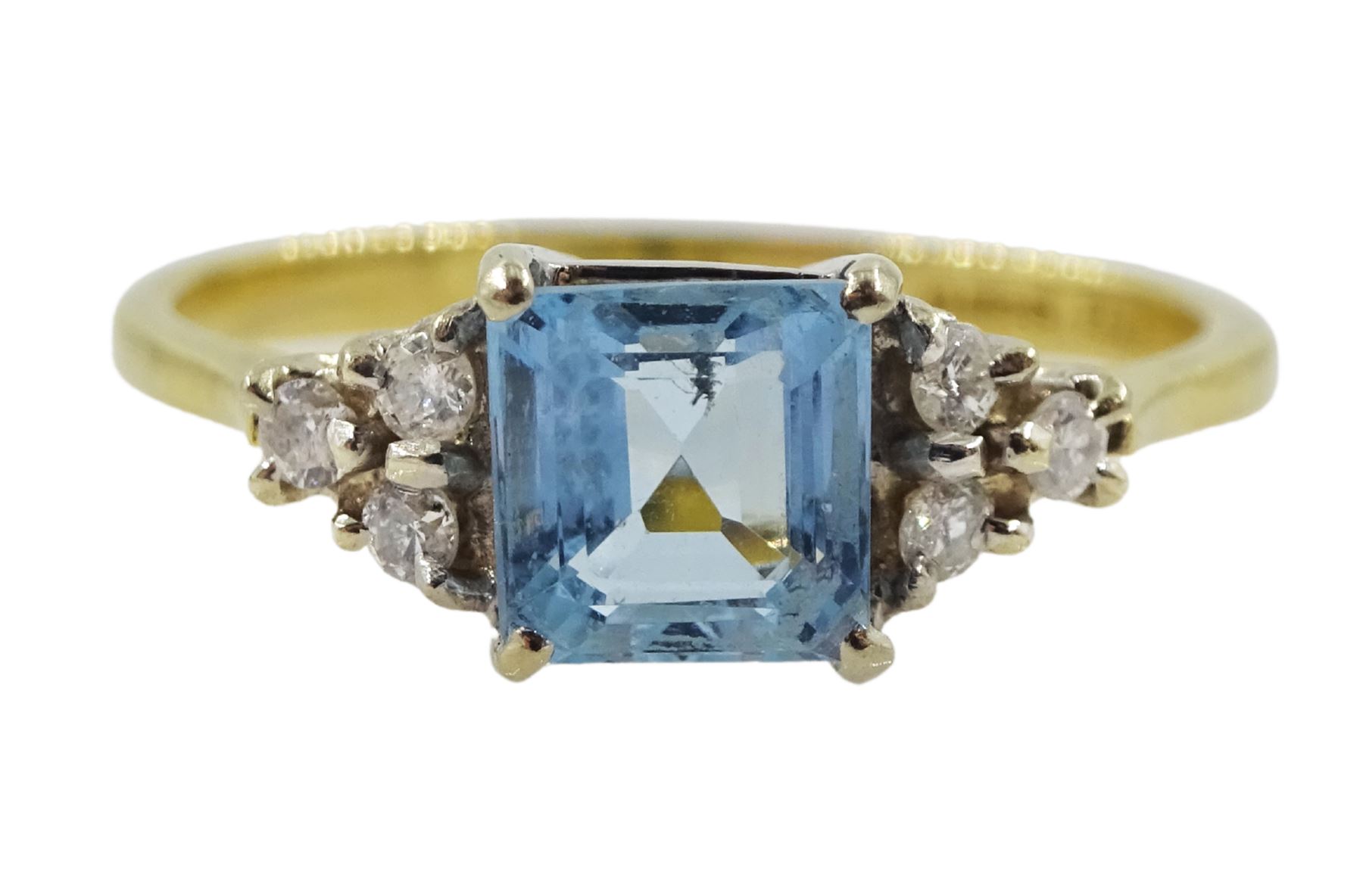 18ct gold princess cut aquamarine and six stone diamond ring, hallmarked