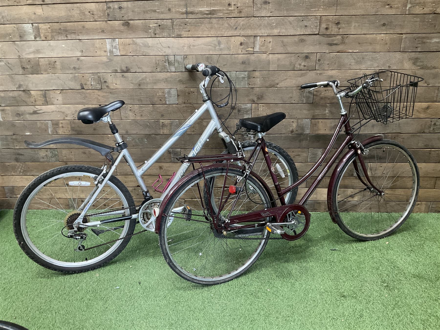 Pair of Raleigh Voyager and Cameo bikes  - THIS LOT IS TO BE COLLECTED BY APPOINTMENT FROM DUGGLEBY STORAGE, GREAT HILL, EASTFIELD, SCARBOROUGH, YO11 3TX
