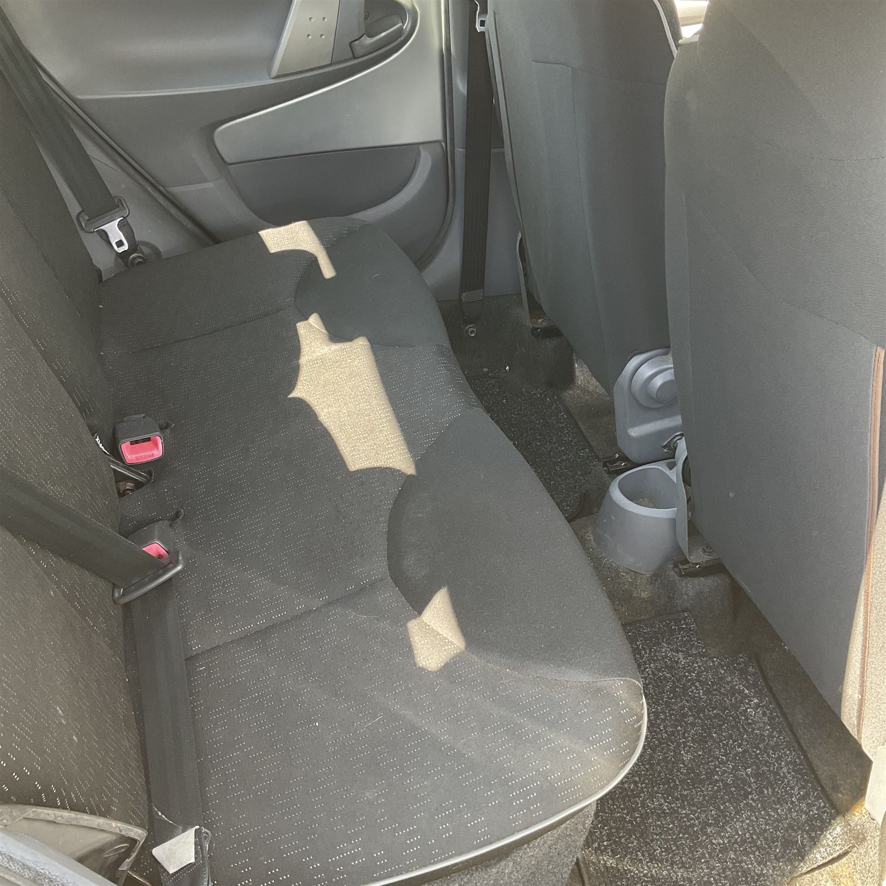 Peugeot 107, 998cc petrol YG11 TZC MOT - 15 February 2025, single key, V5 present, 105k miles - THIS LOT IS TO BE COLLECTED BY APPOINTMENT FROM DUGGLEBY STORAGE, GREAT HILL, EASTFIELD, SCARBOROUGH, YO11 3TX