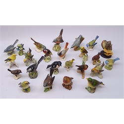  Collection of porcelain birds: nine Beswick, ten Goebel and others (22)  