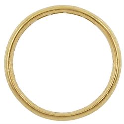 22ct gold wedding band, the inside inscribed Madge and Ray 1944, London 1924