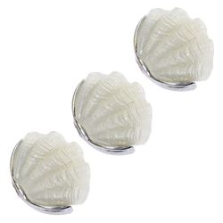 Set of three Art Deco clam shell wall lights in chrome fittings, H22cm 