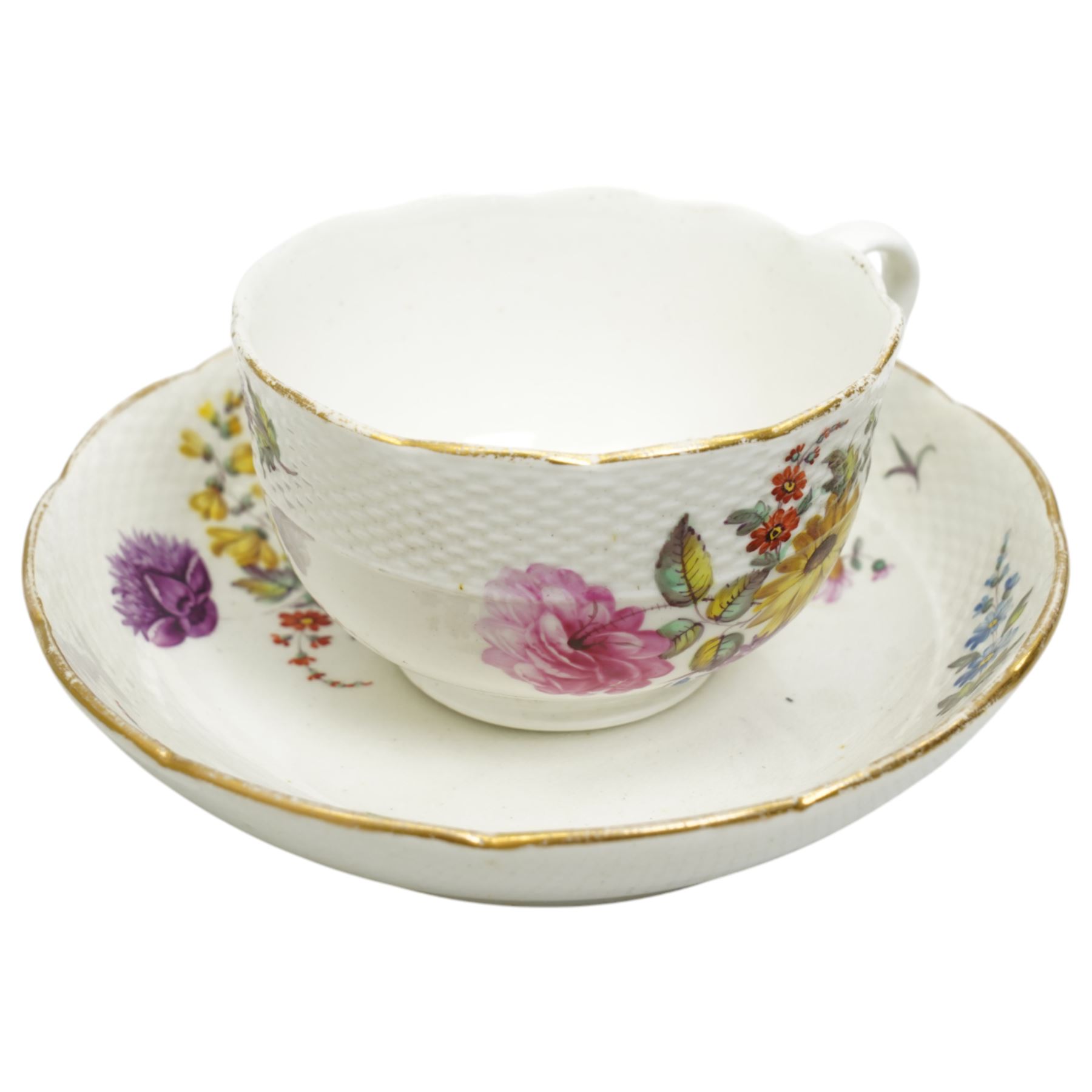 Pair of Derby teacups and saucers, attributed to William Billingsley, decorated with sprays of flowers with scalloped gilt edges, with crown, D mark and crossed batons in red, pattern no. 42 (4)