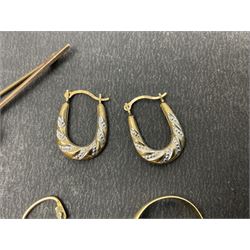 9ct gold jewellery, comprising two pairs of hoop earrings, a stone set bar brooch, stone set ring and a signet ring, all stamped or hallmarked
