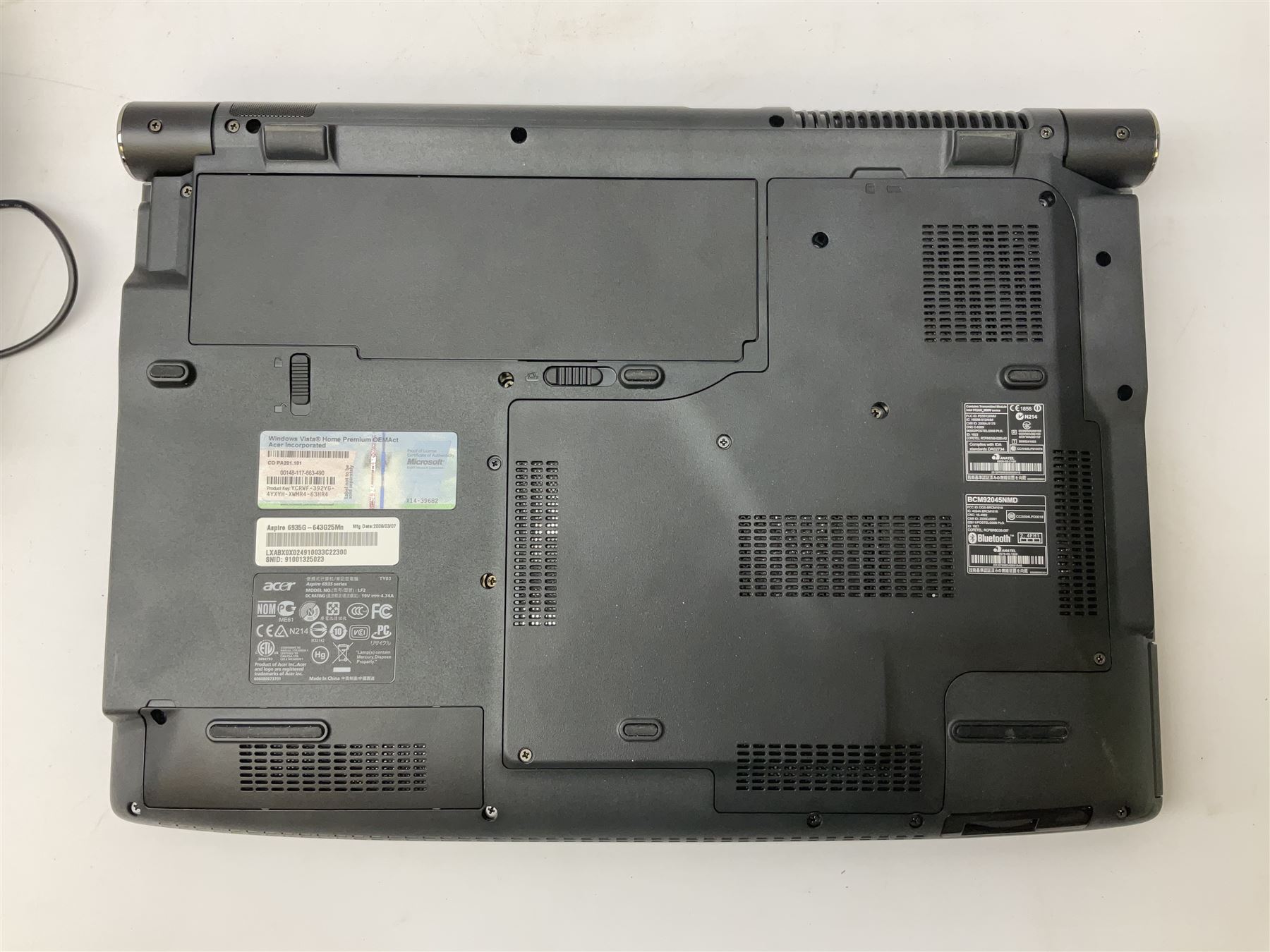 Acer Aspire 6935G laptop, with charger