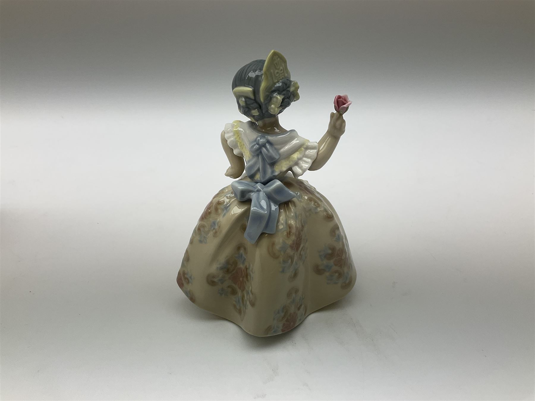 Lladro figures, Lolita model 5372, Carmencita model 5373, Valencianita model 5374 and Teresita model 5375