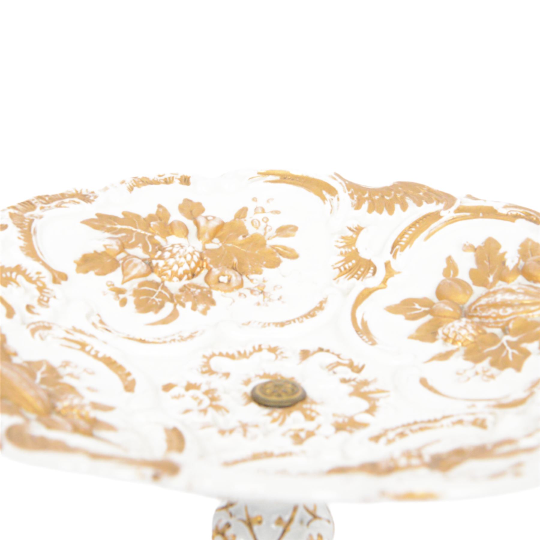 Meissen tazza, decorated with gilt fruit and foliage, H13cm