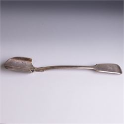 Victorian silver Fiddle pattern stilton scoop, with engraved initial 'W' to terminal, hall...