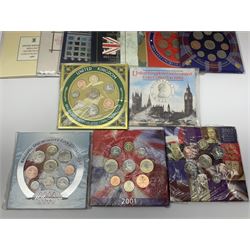 Twenty-two Queen Elizabeth II United Kingdom uncirculated coin collections, dated 1982 to 991 inclusive, 1994 to 1999 inclusive and 2000 to 2005 inclusive, all in card folders 