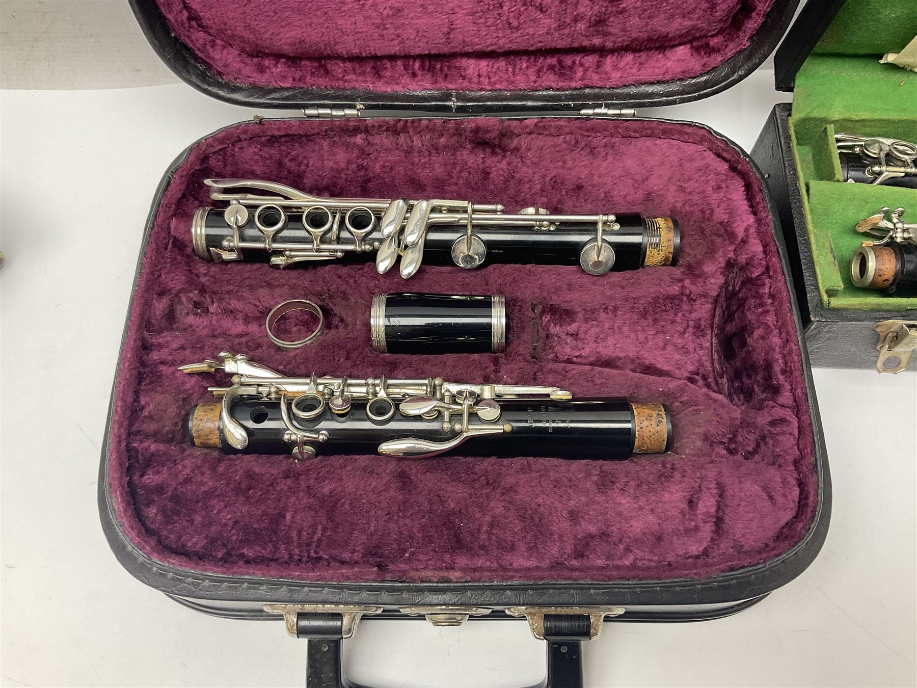 F. Buisson Dallas London oboe, serial no.5434; Boosey & Hawkes Lafleur clarinet, serial no.807004; and incomplete Boosey & Hawkes Regent clarinet, serial no.372169; each in fitted carrying case (3)